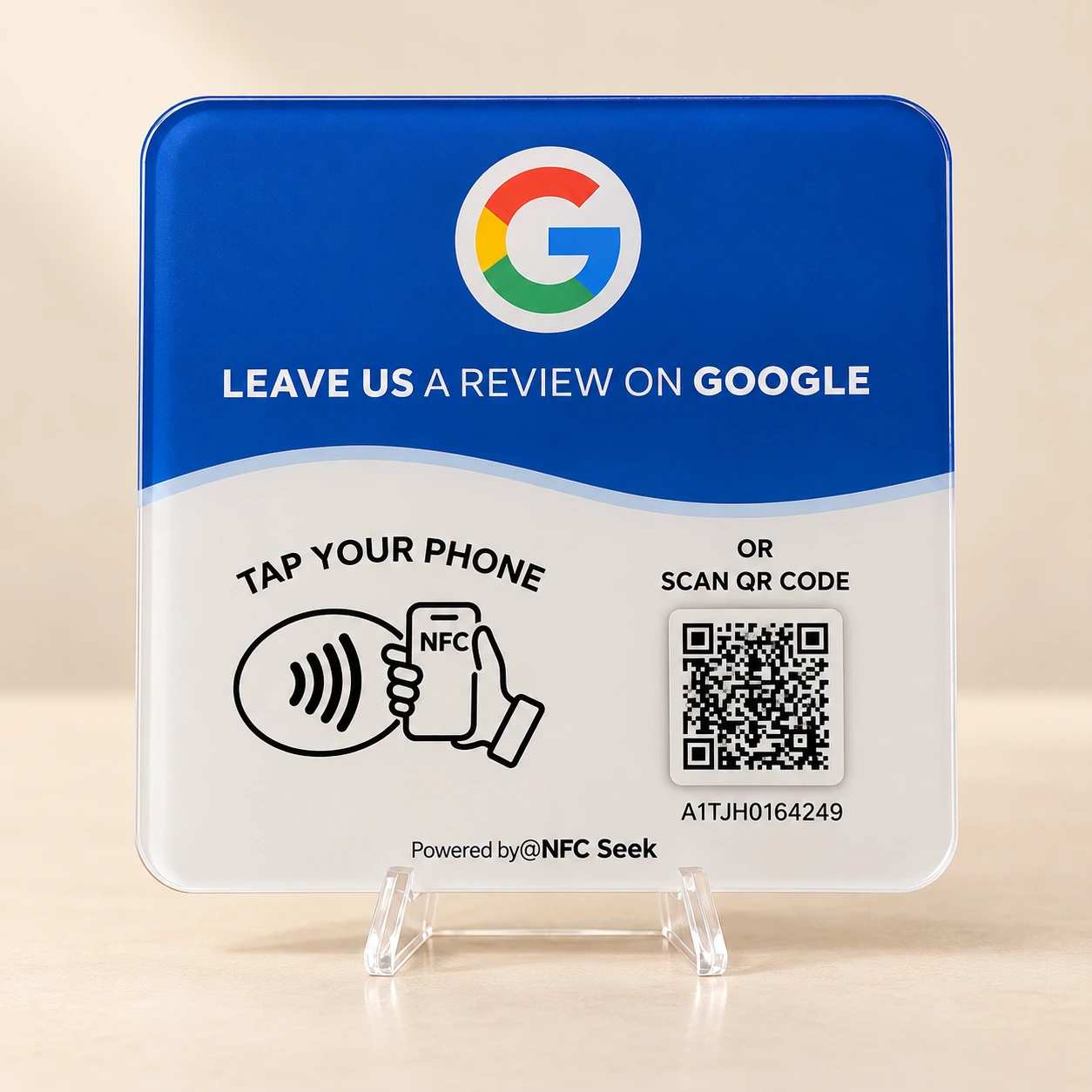 Google-platta på transparent ställ